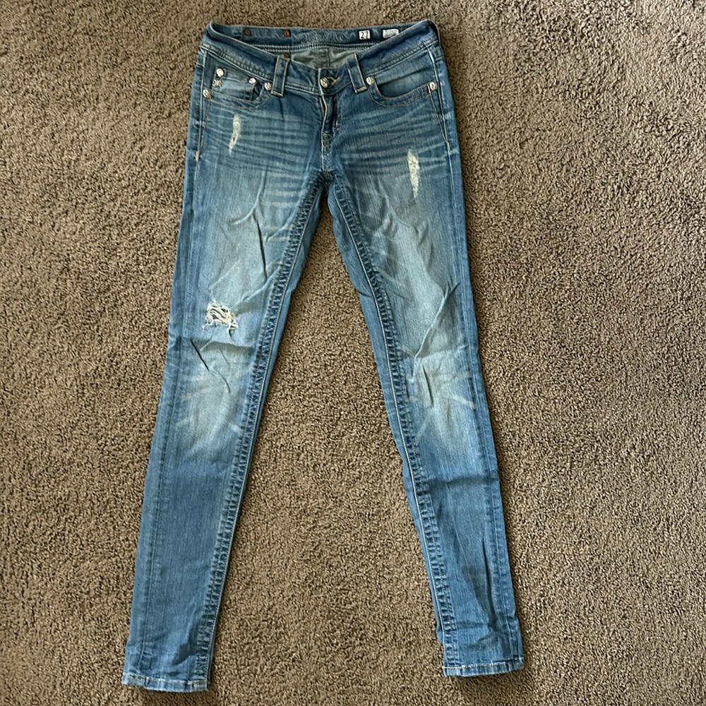 Miss Me | Light Wash Ankle Skinny Jeans - Picture 5 of 6